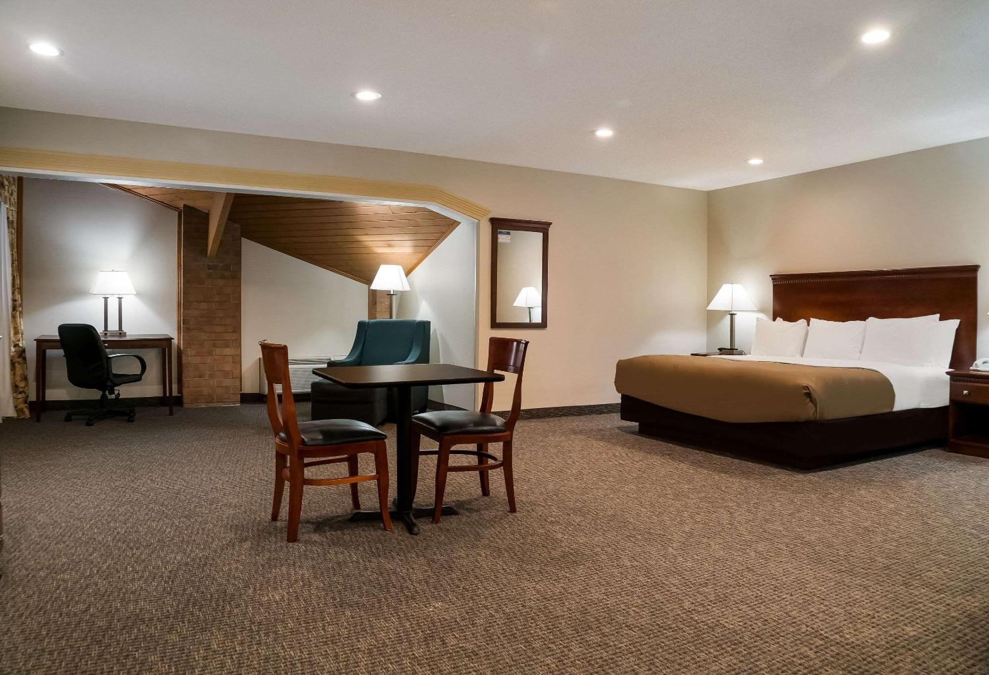 Quality Inn Grand Blanc - Flint South Exteriér fotografie