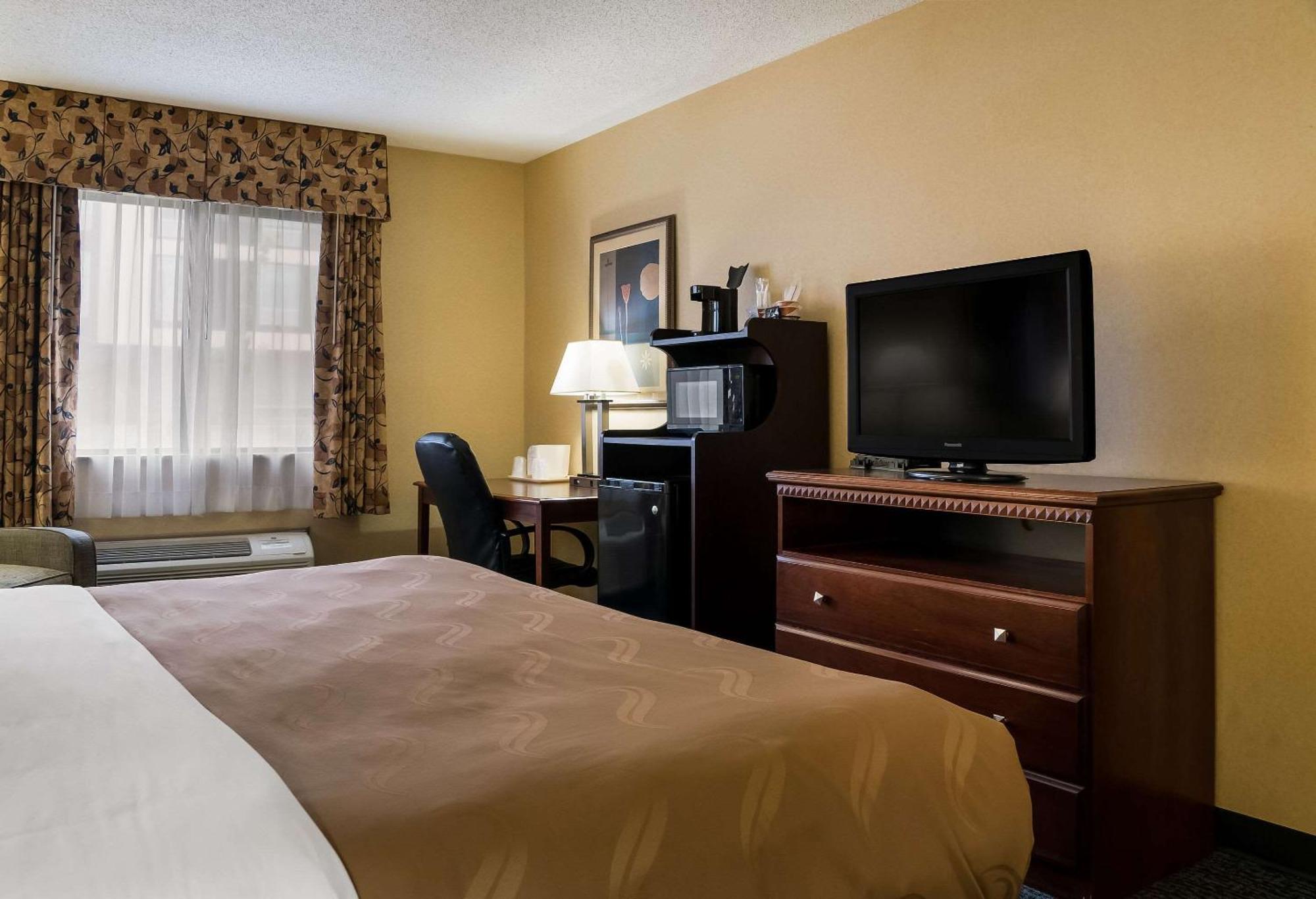 Quality Inn Grand Blanc - Flint South Exteriér fotografie