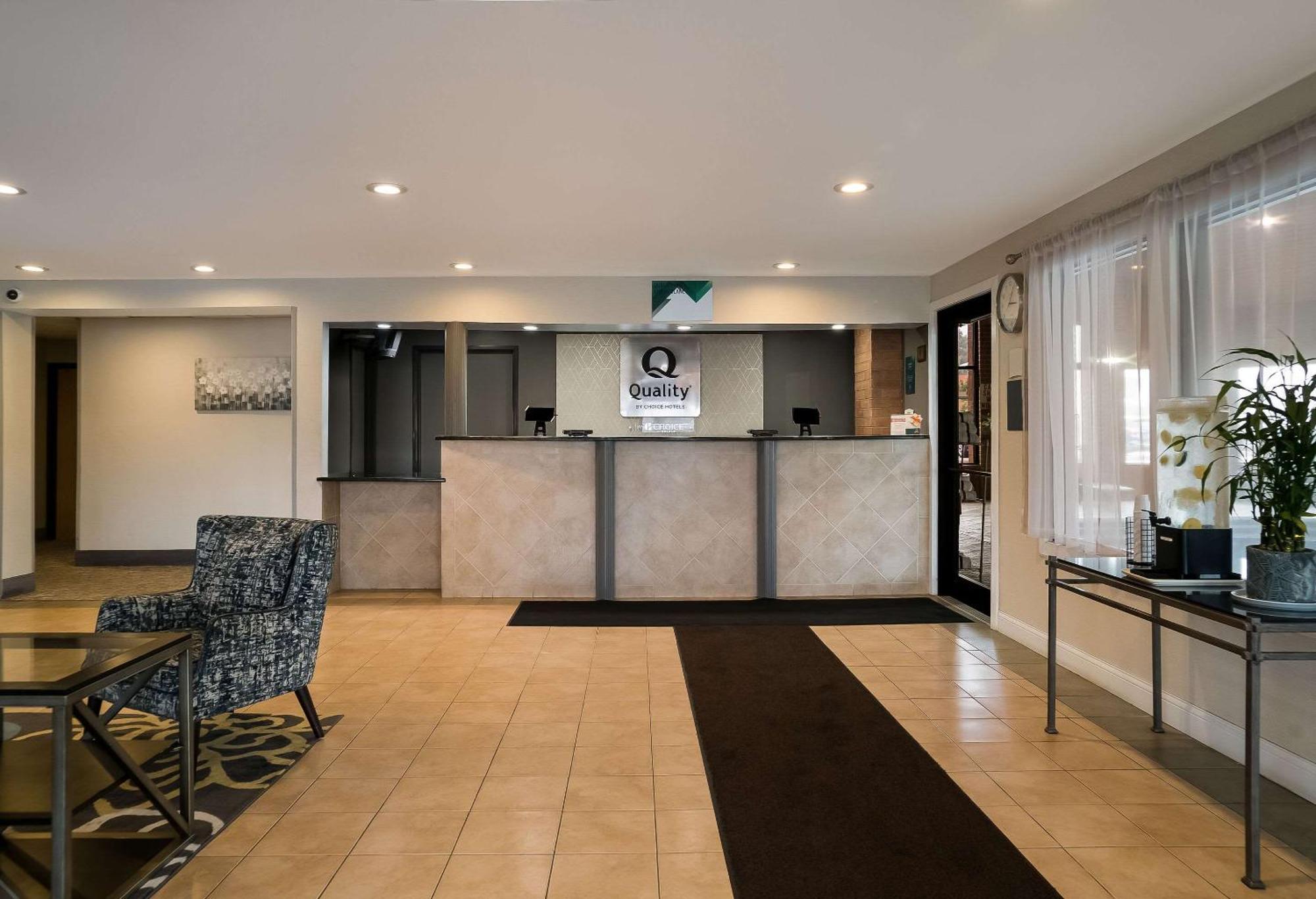 Quality Inn Grand Blanc - Flint South Exteriér fotografie